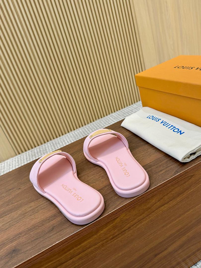 Blush Luxe Comfort Slides