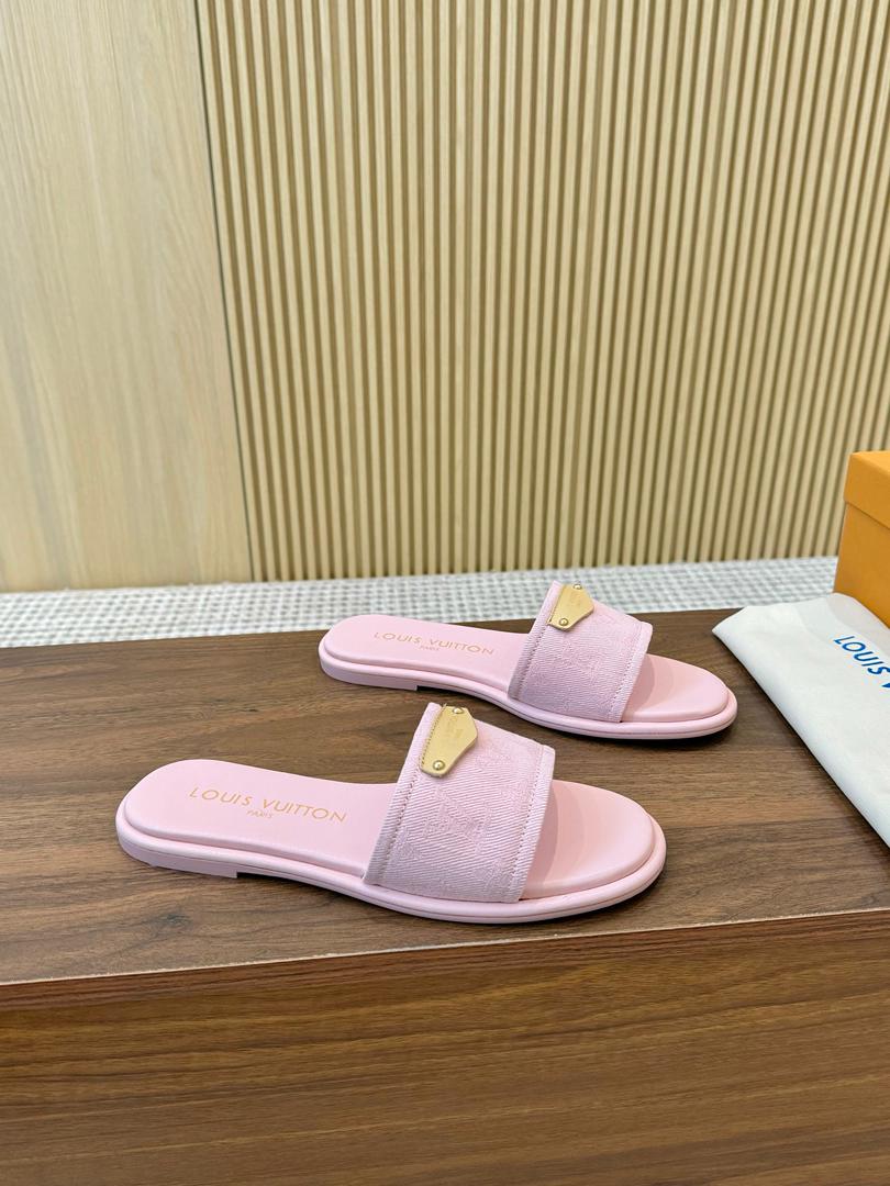 Blush Luxe Comfort Slides