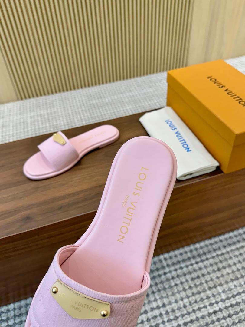 Blush Luxe Comfort Slides