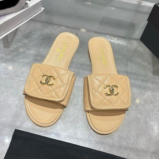 Quilted Slip-On Flat Sandals