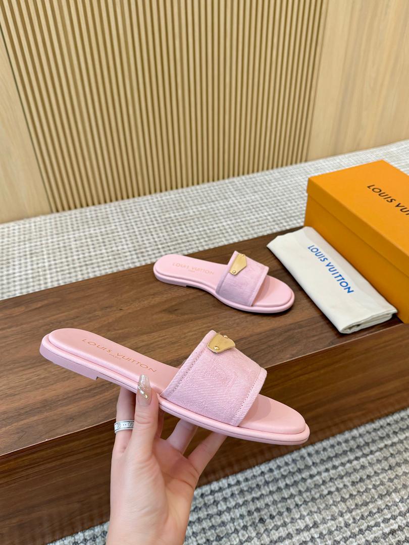 Blush Luxe Comfort Slides