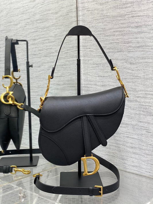 Elegant Curved Saddle Shoulder Bag
