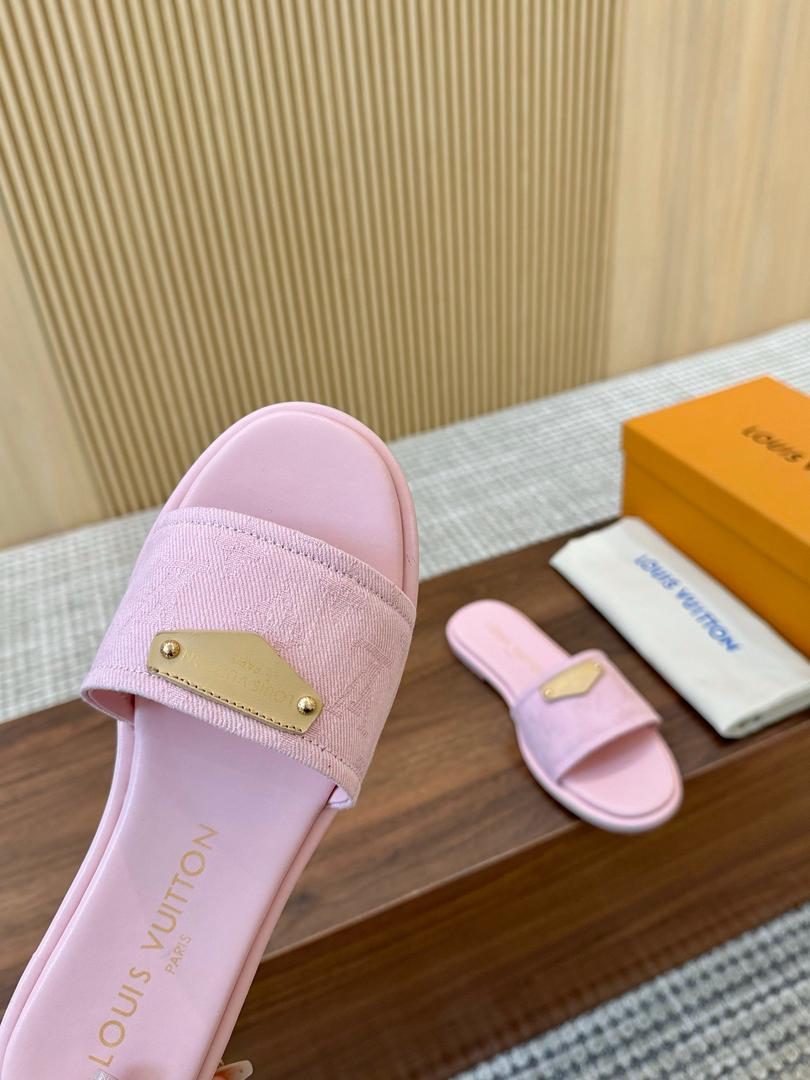 Blush Luxe Comfort Slides
