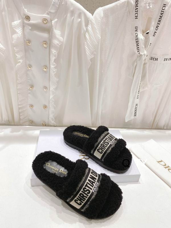 Plush Logo Detail Cozy Slides