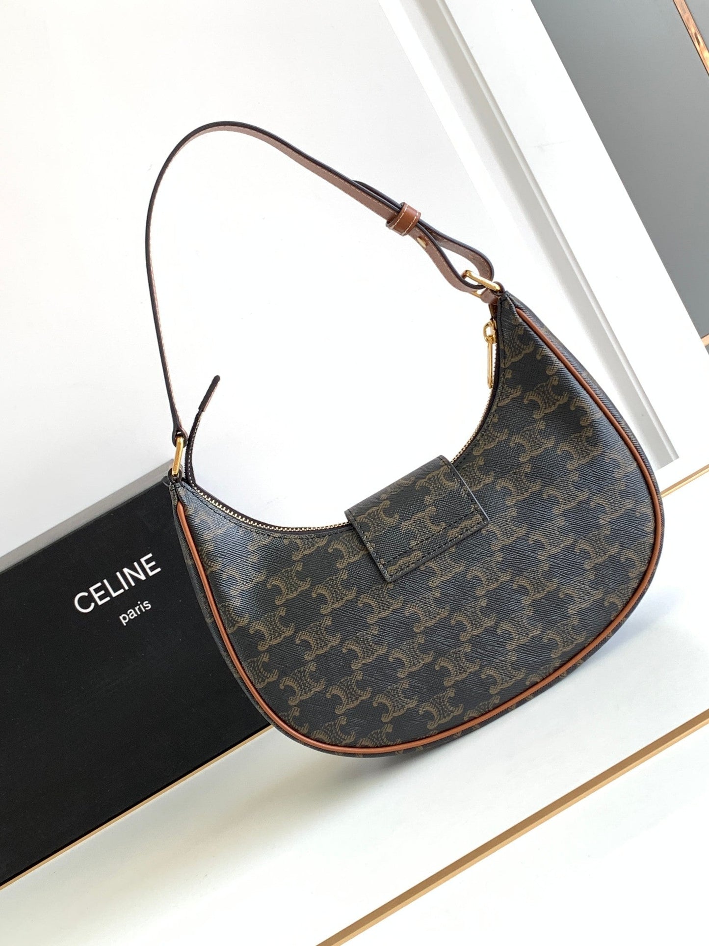 Calfskin Triomphe Shoulder Bag