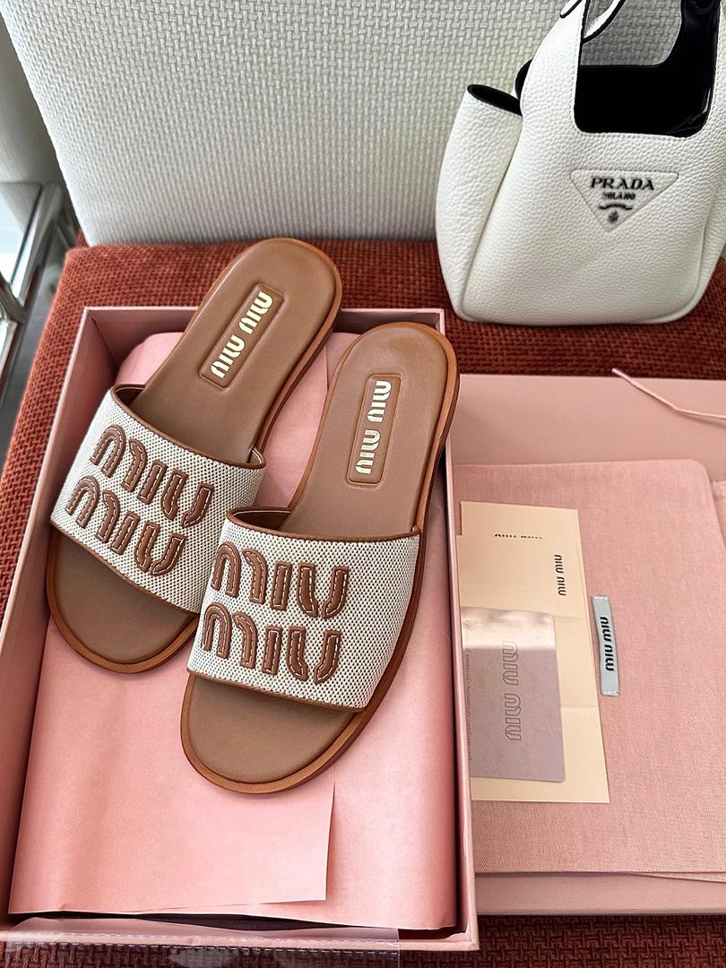 Canvas Logo Comfort Slides