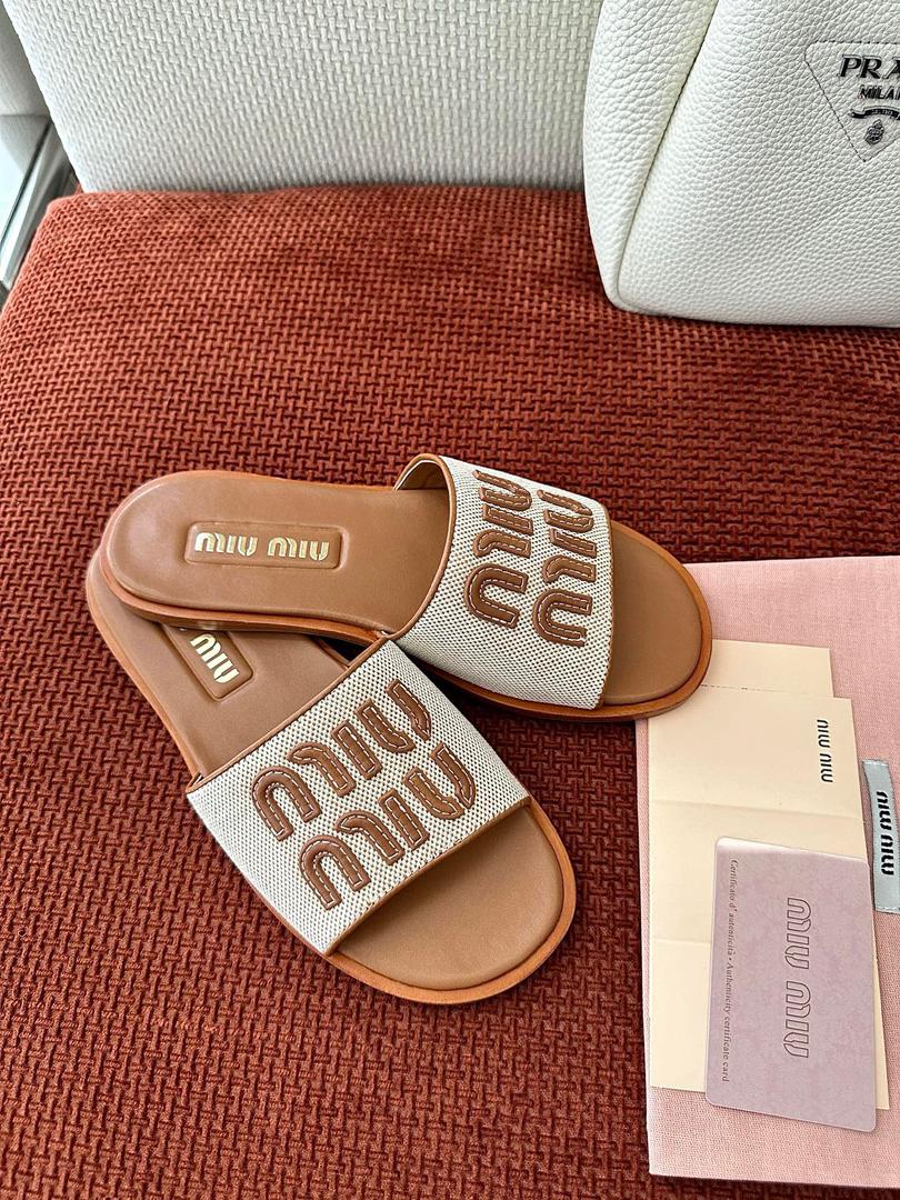 Canvas Logo Comfort Slides